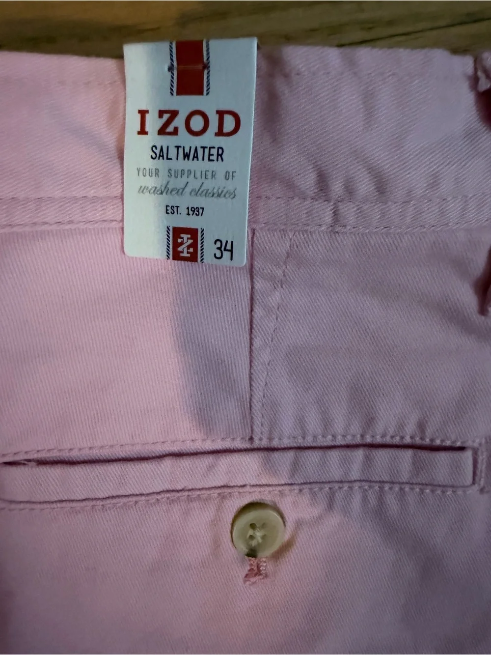 NWT IZOD Saltwater Pink Chino Shorts Men’s 34 Preppy Country Club